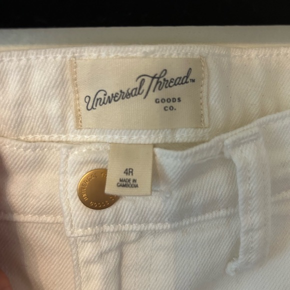 Universal Thread Highest Rise A-Line Short - Picture 4 of 5